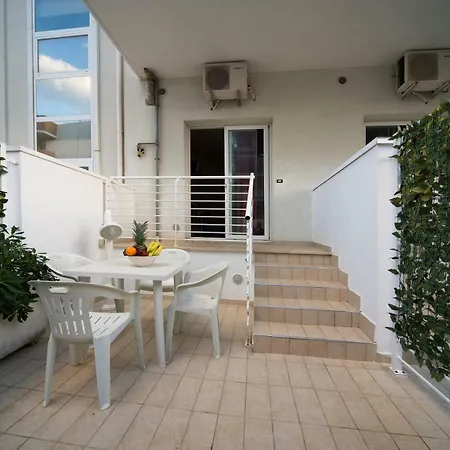 Sea Rosburgo Ξενοδοχείο με διαμερίσματα