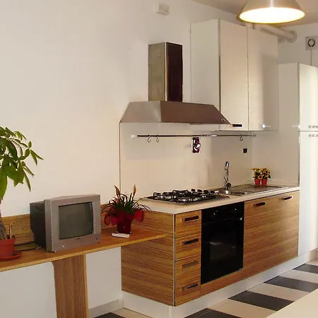 Sea Rosburgo Aparthotel Roseto Degli Abruzzi