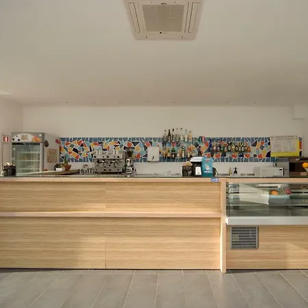 Sea Rosburgo Aparthotel 4*