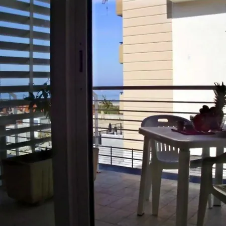Sea Rosburgo Lägenhetshotell Roseto Degli Abruzzi