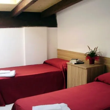 Sea Rosburgo Lägenhetshotell 4*