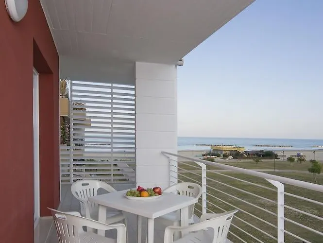 Sea Rosburgo Aparthotel Roseto Degli Abruzzi