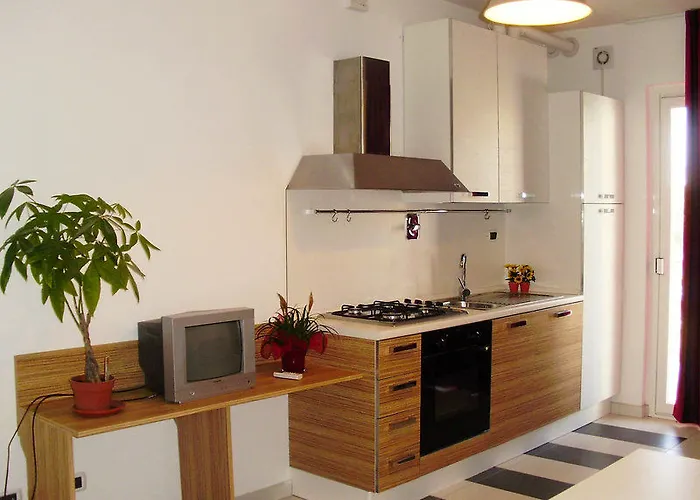 Sea Rosburgo Apart Otel Roseto Degli Abruzzi